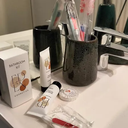 아파트 Petit Nid Au Coeur Du Vieux *
